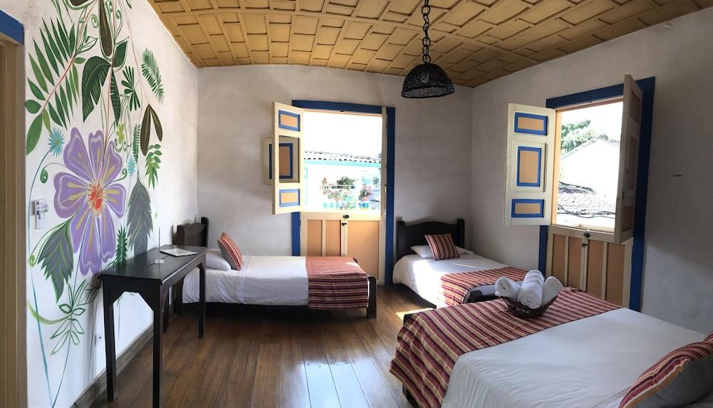 Hostal Ciudad De Segorbe 살렌토 외부 사진