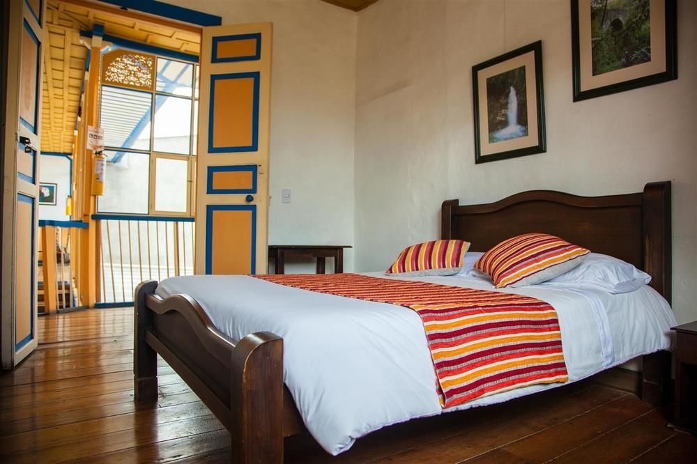 Hostal Ciudad De Segorbe 살렌토 외부 사진